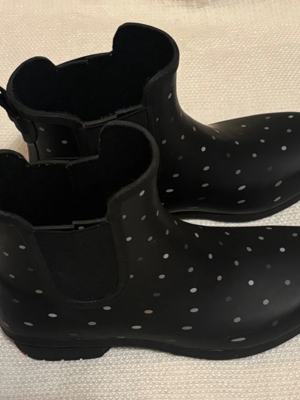 Chooka Women’s Rain Boots Black/White Polka Dots Sz 7